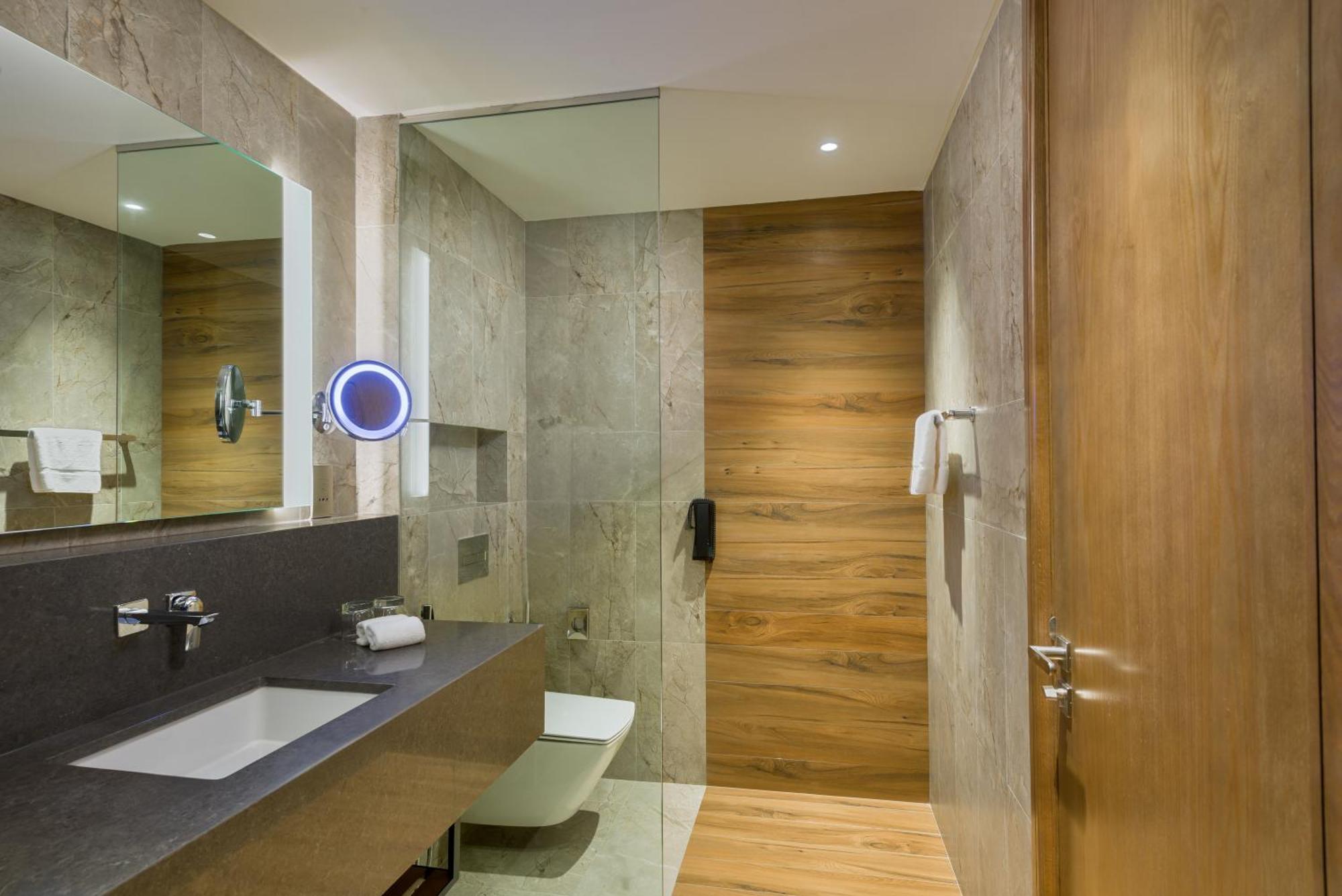 Intercityhotel Bawshar Маскат Экстерьер фото